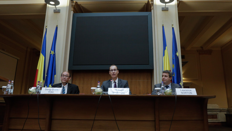 FMI vine cu prognoze pesimiste pentru economia Romaniei. Estimarea pentru cresterea economica a scazut la 2,2% pentru anul acesta Imagine
