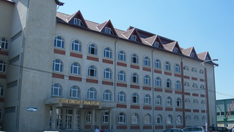 Focar de hepatita A la Horezu. Mai multi elevi si un profesor s-au imbolnavit dupa ce s-au intors dintr-o tabara scolara Imagine