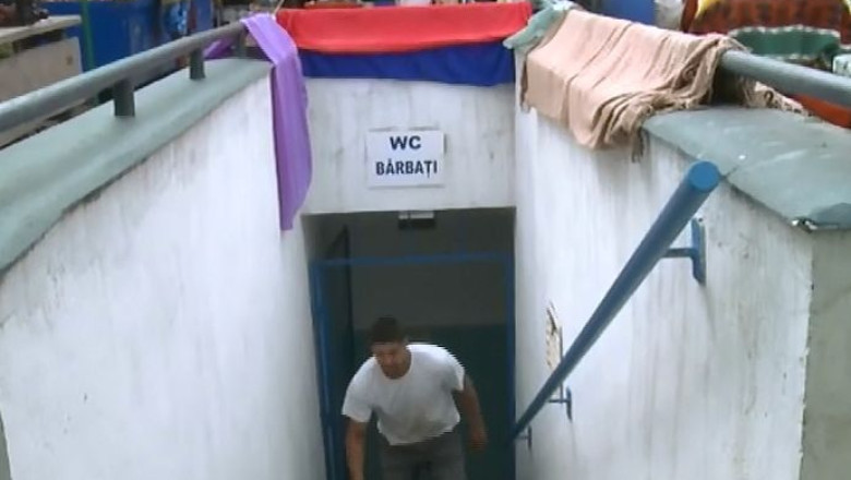 Folosirea toaletelor publice din Timisoara, provocare urat mirositoare Imagine