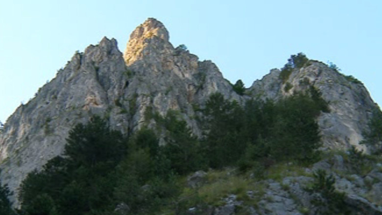 Fonduri europene pentru protejarea naturii. Rezervatia Cheile Sugaului va fi protejata cu bani de la CE Imagine