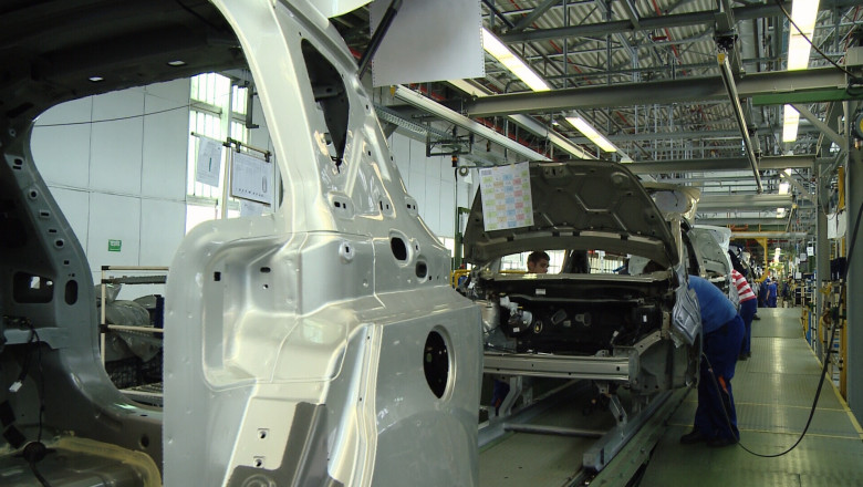 Ford a oprit temporar productia la Craiova Imagine