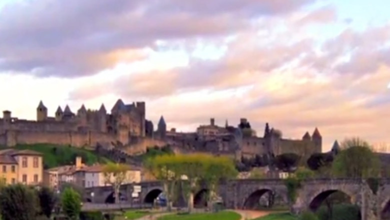 Fortareata catara. Carcassonne, cetatea vizitata de doua milioane de turisti anual Imagine