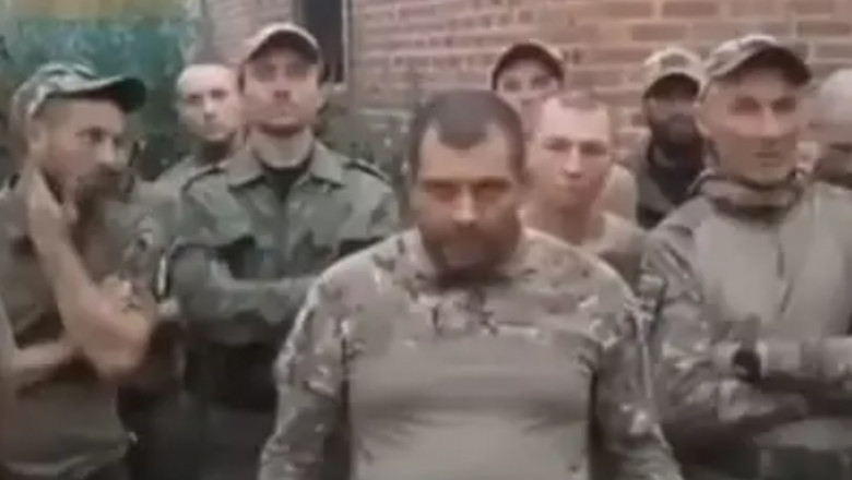 Fortati sa se violeze intre ei, legati de copaci sau infometati. Cum sunt pedepsiti soldatii rusi de pe front: „E un iad aici” Imagine