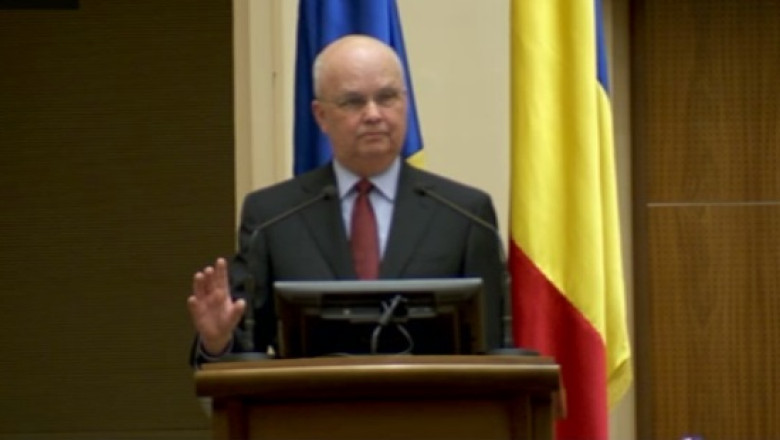 Fost director CIA: SUA fura informatii pentru a-si proteja cetatenii Imagine