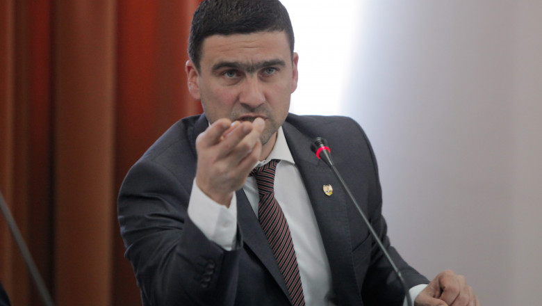 Fost senator PNL, acuzat ca s-ar fi bransat ilegal la curent. Boboc sugereaza o razbunare a colegilor din PNL, PSD cere explicatii Imagine