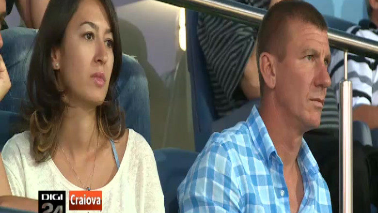 Fostele glorii ale Craiovei au plecat dezamagite de la stadion, dupa infrangerea celor de la CS Universitatea   Imagine