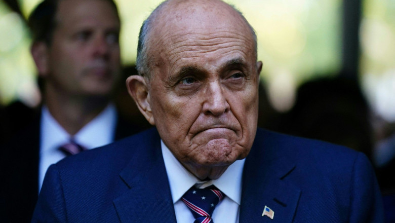 Fostul avocat al lui Donald Trump, Rudy Giuliani, a fost gasit vinovat de obstructionarea justitiei Imagine