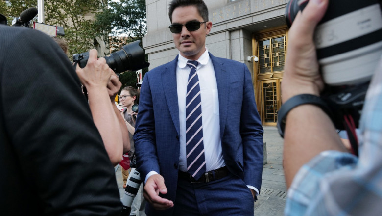 Fostul director al bursei de criptomodene FTX si-a actualizat profilul pe LinkedIn: Detinut la inchisoarea FCI Cumberland Imagine