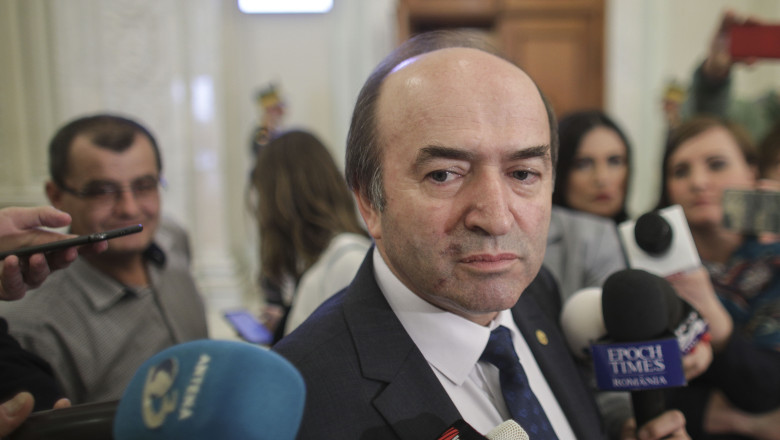 Fostul judecator CCR Tudorel Toader spune ca nu exista riscul anularii alegerilor: „USR-ul va trebui sa respecte legea” Imagine