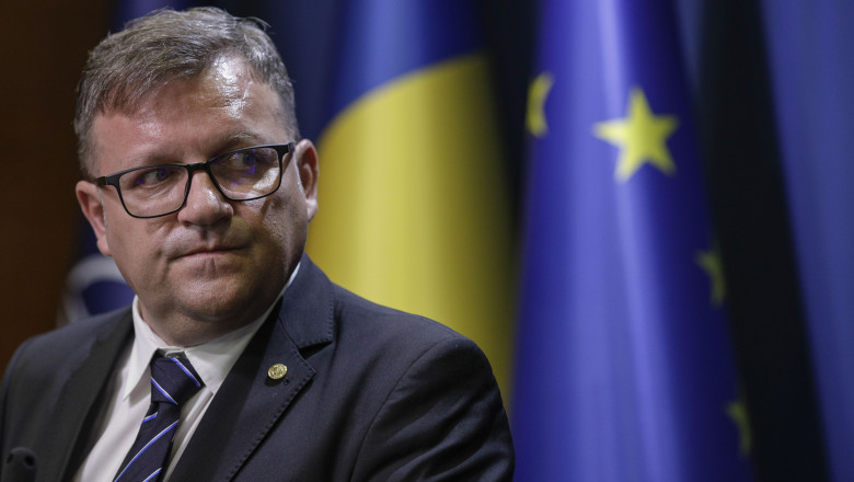 Fostul ministru Marius Budai si un deputat PSD au fost opriti la vama pentru ca mergeau cu o masina furata. „Am crezut ca e o farsa” Imagine