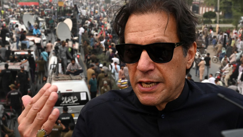 Fostul premier al Pakistanului a fost condamnat la inca 14 ani de inchisoare intr-un nou dosar. Ce acuzatii i se aduc lui Imran Khan Imagine