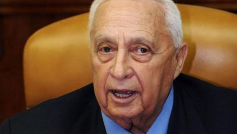 Fostul premier Ariel Sharon, inmormantat la ferma familiei din sudul Israelului Imagine