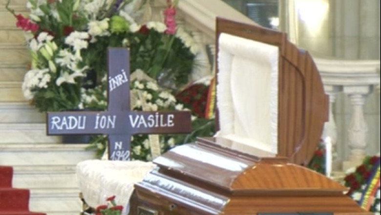 Fostul premier Radu Vasile va fi inmormantat astazi la Cimitirul Belu, din Capitala Imagine