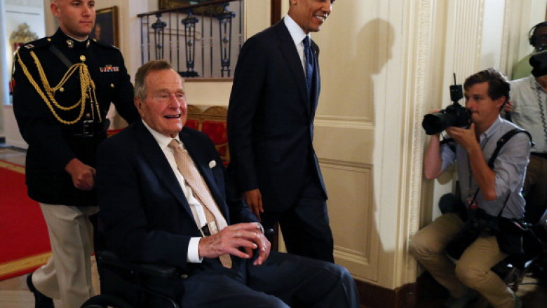 Fostul presedinte american George H. W. Bush a fost spitalizat Imagine
