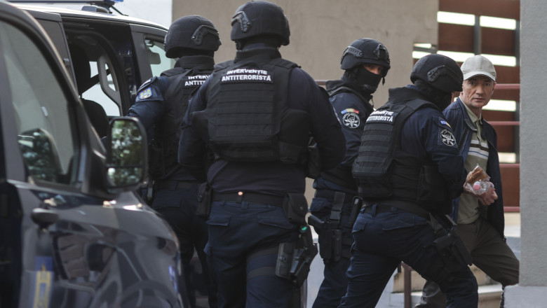 Fostul sef din serviciul de informatii al R. Moldova, acuzat ca ar fi divulgat secrete de stat ale Romaniei catre KGB, a fost retinut Imagine