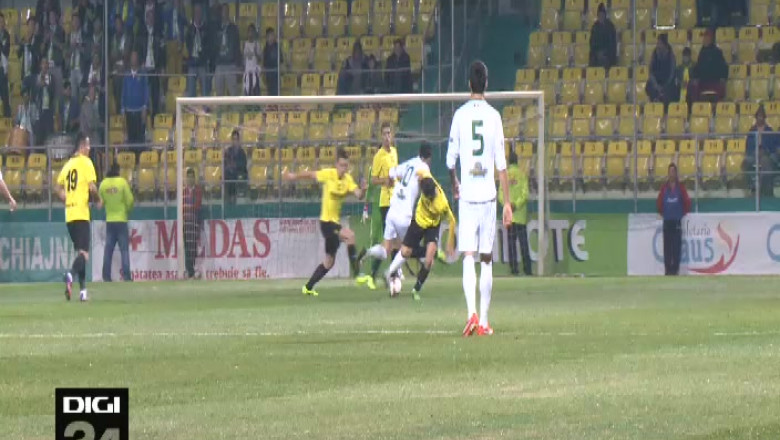 FOTBAL. Brasovul spera in salvare Imagine