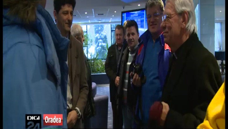 FOTBAL. Candidat la sefia FRF, Gica Popescu s-a intalnit cu reprezentantii cluburilor din Bihor, Salaj si Cluj Imagine