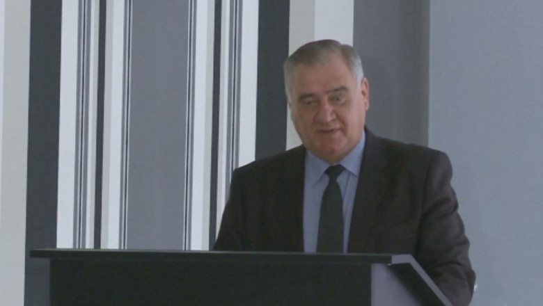 Fotbal. Chivorchian si-a prezentat la Cluj programul pentru sefia FRF Imagine