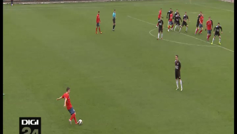 FOTBAL Egalii "soimilor". FC Bihor - Soimii Pancota 0-0 Imagine