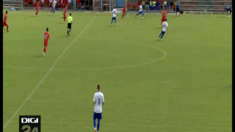 FOTBAL. FC Bihor a bifat a treia victorie: 1-0 cu National Sebis Imagine