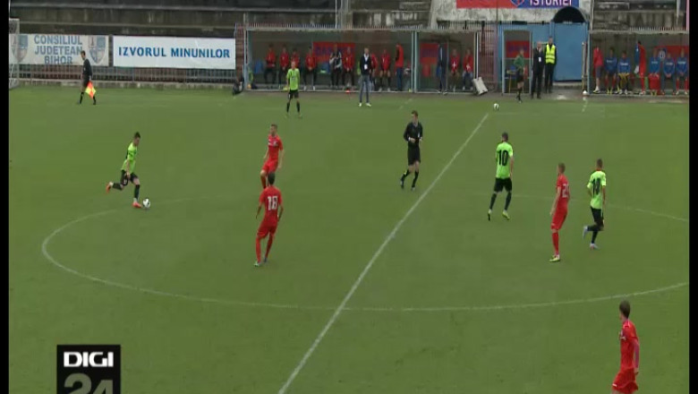 FOTBAL. FC Bihor a remizat cu liderul, dupa ce portarul oradenilor a parat un penalti in minutul 90 Imagine