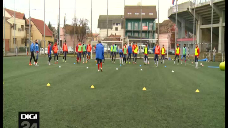 FOTBAL. FC Bihor colaboreaza cu CS Osorhei Imagine