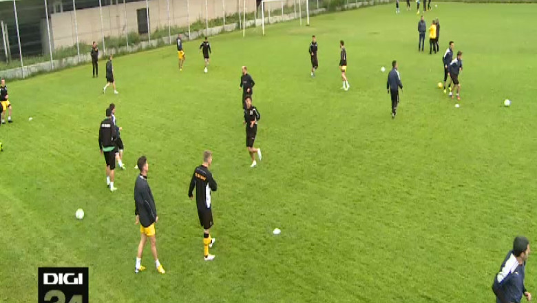 FOTBAL. FC Brasov a plecat in cantonament Imagine
