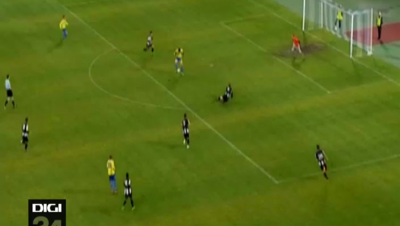 FOTBAL. Golgheterul Coronei are oferte Imagine