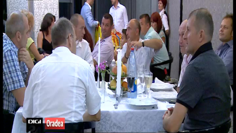 FOTBAL: Hagi, campion la licitatia caritabila. Vezi ce suma a fost oferita pentru tricoul "regelui" Imagine