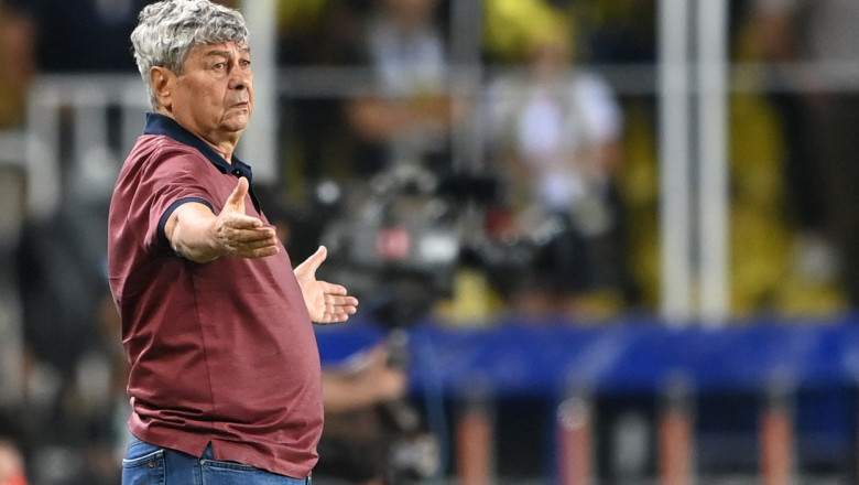 Fotbal in vreme de razboi. Mircea Lucescu povesteste ce s-a intamplat cand sirenele antiaeriene au inceput sa sune in timpul meciului Imagine