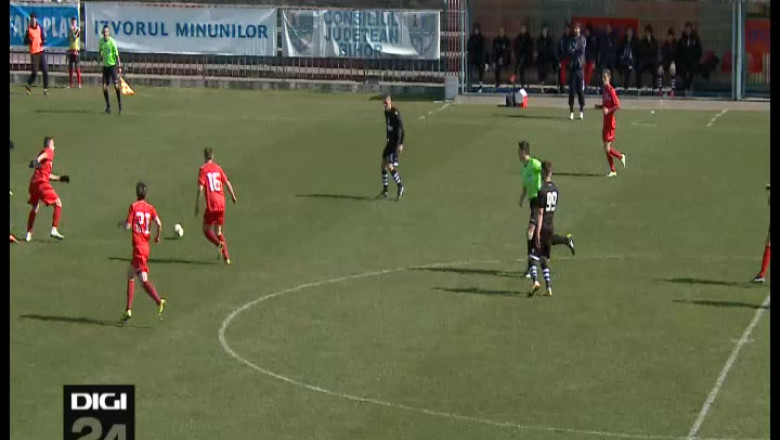 FOTBAL. Liderul a tremurat la Oradea. FC Bihor - ACS Poli Timisoara 1-1 Imagine