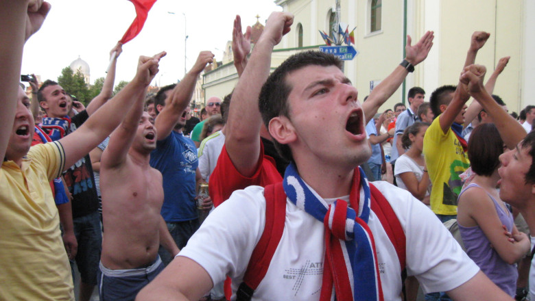 FOTBAL. Miting pentru salvarea FC Bihor. Suporterii vor manifesta in Piata Unirii, miercuri, de la ora 18  Imagine
