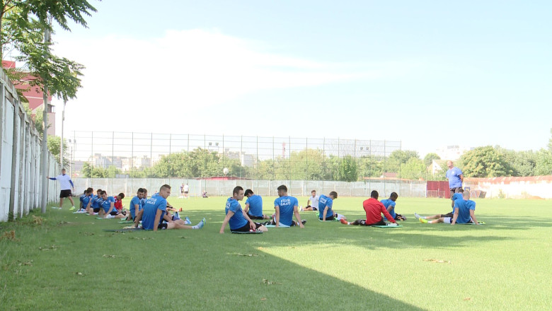 FOTBAL. Otelul l-a legitimat pe Hotoboc Imagine