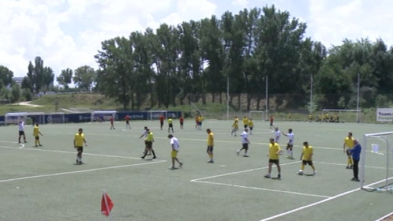 Fotbal pentru speranta. Jurnalistii Digi24 au participat la Cupa Caritabila Hospice Imagine