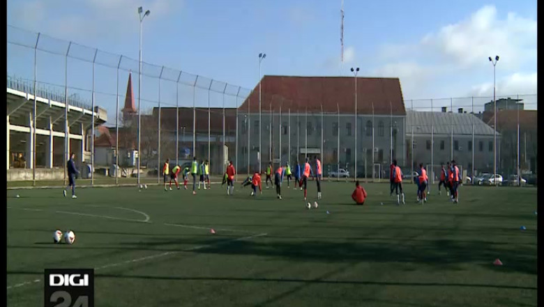 FOTBAL. Portarul Barabas a semnat cu FC Bihor, iar Straut si-a reziliat contractul Imagine