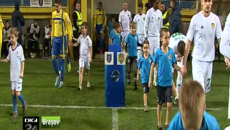 FOTBAL. Prima victorie pentru Corona Brasov Imagine