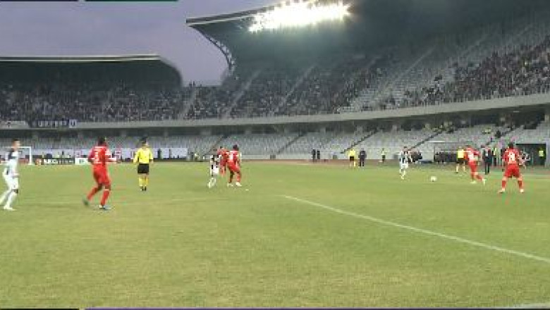 Fotbal. "U" Cluj, in continuare cu doi antrenori Imagine