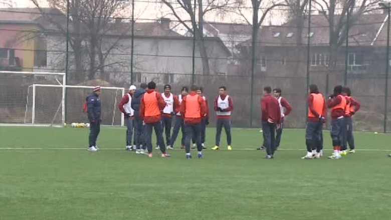 Fotbal. Remiza la debut pentru Miriuta Imagine