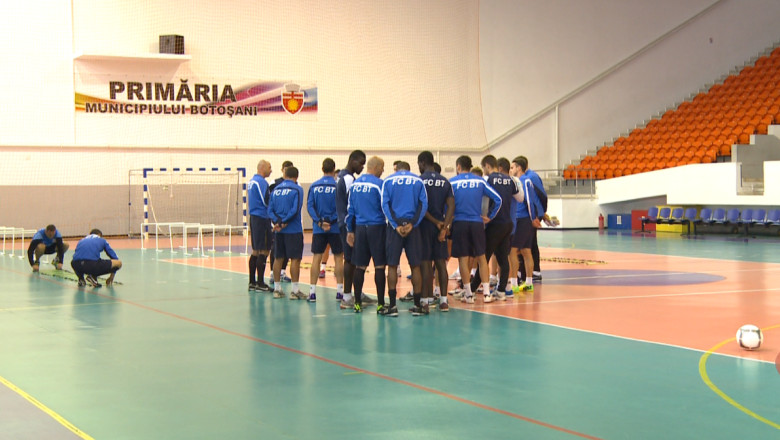 FOTBAL. Reunire la FC Botosani. Moldovenii au adus in probe un jucator australian Imagine