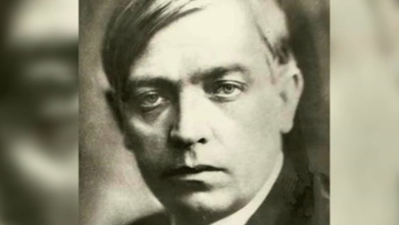 FOTBAL SI LITERATURA. Pasiunea marilor scriitori pentru sportul-rege si lirica stadioanelor Imagine