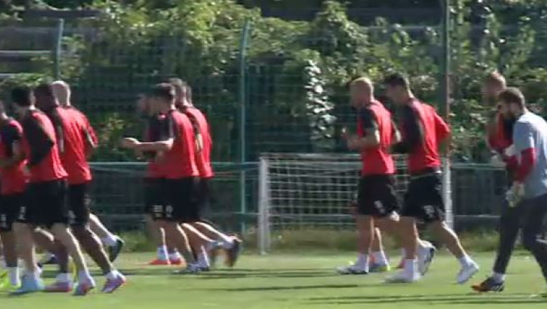 Fotbal. Tactica salvatoare Imagine