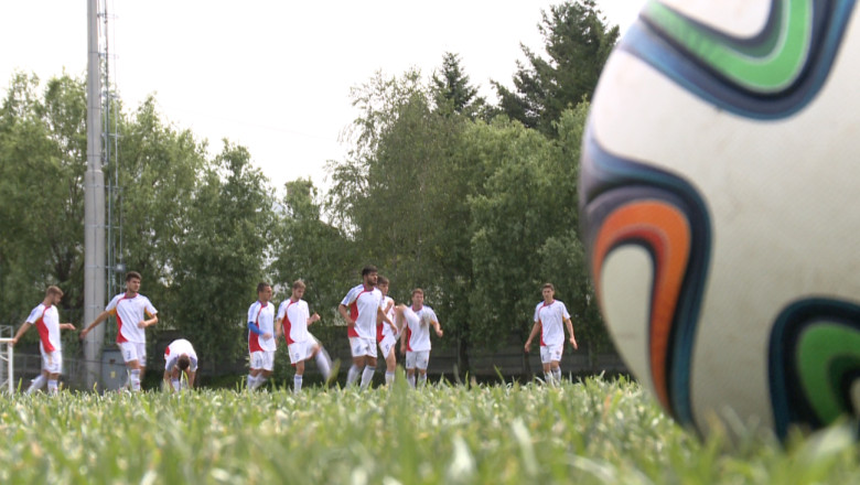 FOTBAL. Trei fotbalisti din regiune au fost convocati la Nationala Imagine