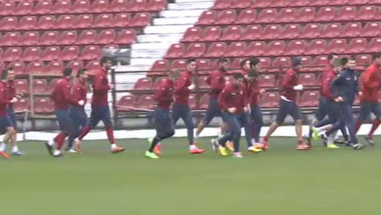 Fotbal. Ultimatum catre conducere Imagine