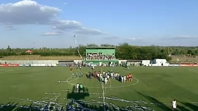 Fotbal. Viitorul Axintele - CFR Cluj: 0-2 Imagine