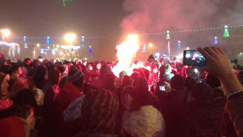 FOTO. Au fost proteste violente in Bucuresti. Jandarmeria: Membri ai unor galerii s-au infiltrat printre manifestanti Imagine