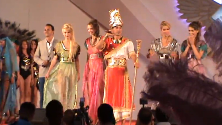 FOTO. Carnaval la Mamaia, cu Radu Mazare, costumat in Nabucodonosor Imagine