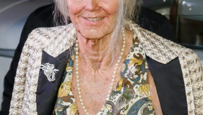 FOTO Cum s-a transformat fotomodelul Heidi Klum intr-o batranica, peste noapte. Cea de Halloween Imagine