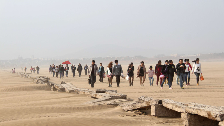 FOTO. Pod de 400 de ani descoperit dupa secarea unui lac Imagine