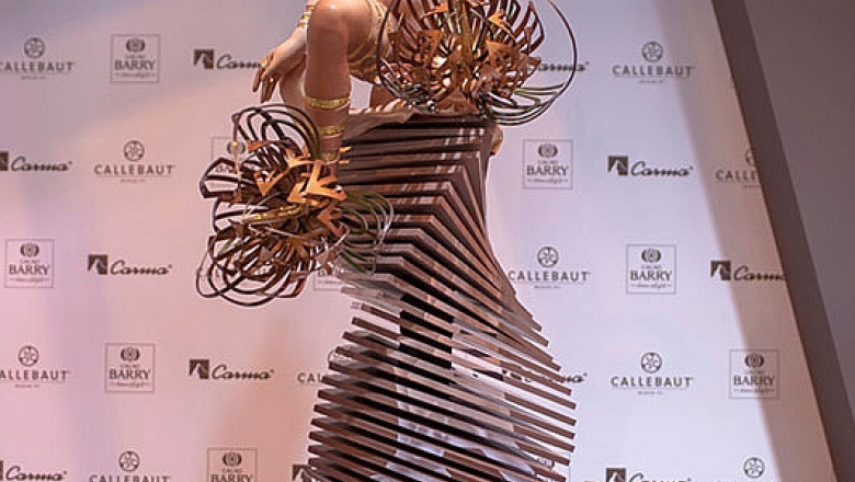 FOTO Un nud de ciocolata ii aduce titlul de cel mai bun maestru ciocolatier din lume italianului Davide Comaschi. Muza: prietena artistului Imagine