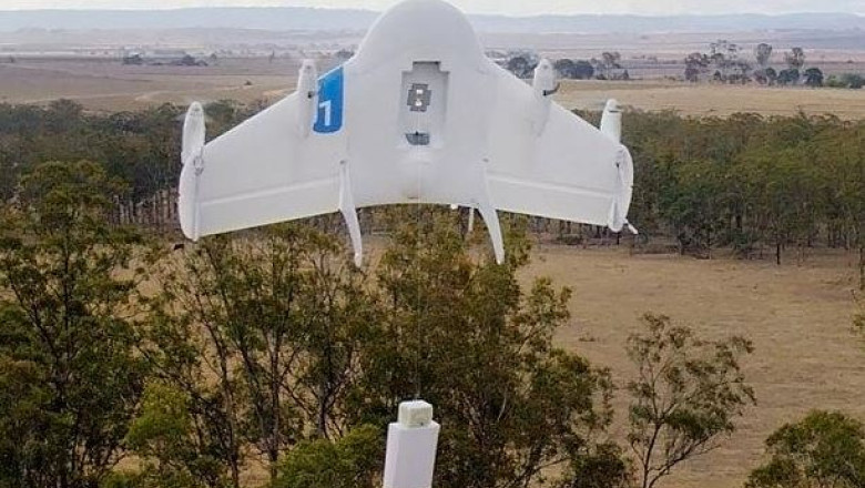 FOTO VIDEO. Google testeaza drone pentru un serviciu de curierat la domiciliu Imagine